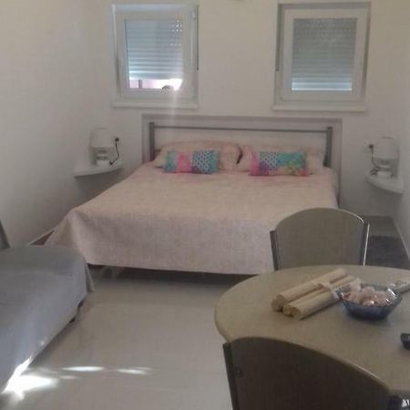 Ferienwohnung Tili Pula Exterior foto