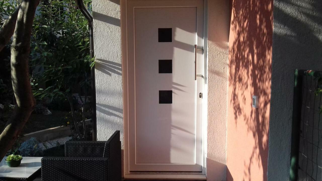 Ferienwohnung Tili Pula Exterior foto